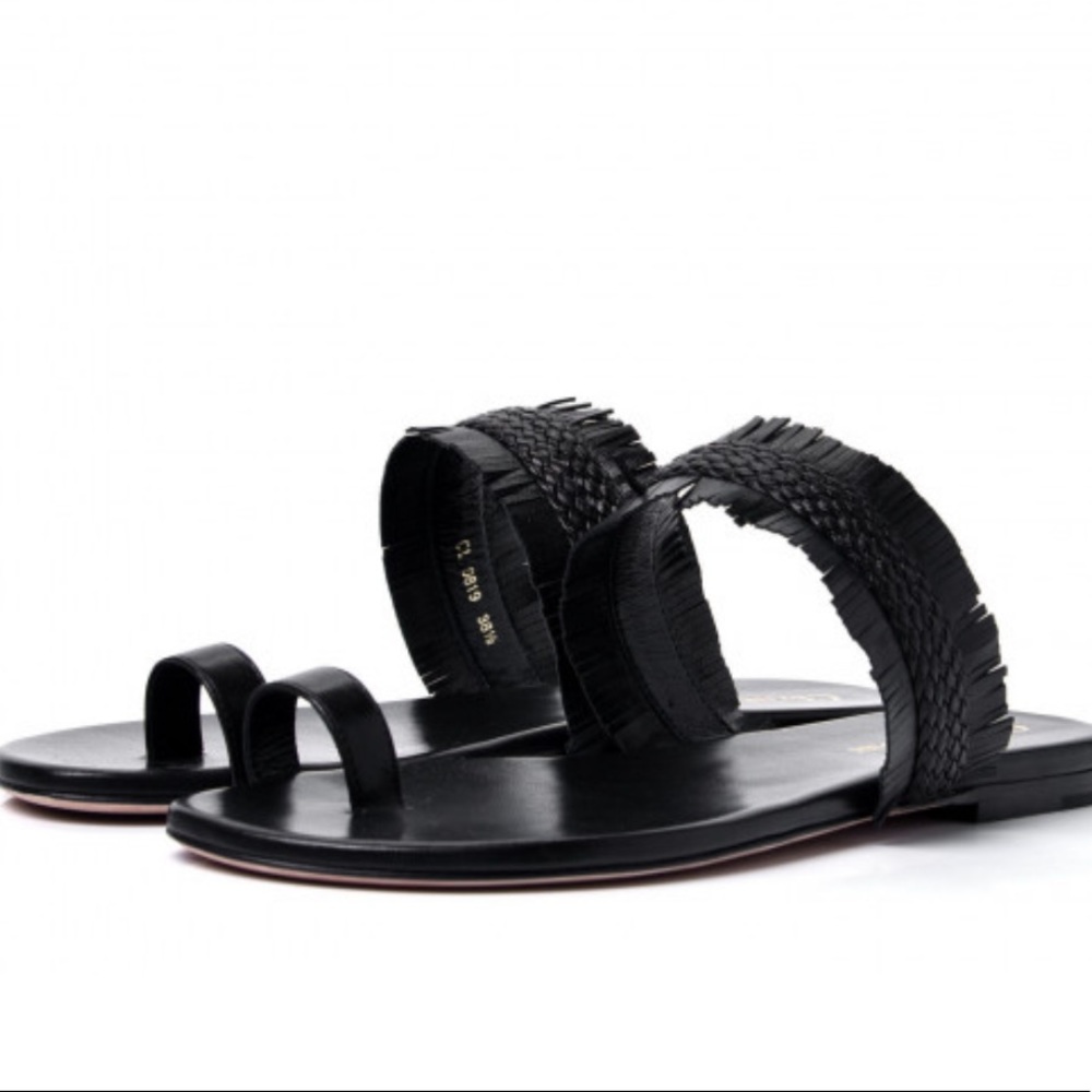 CHRISTIAN DIOR
Lambskin Braided Wave Sandal